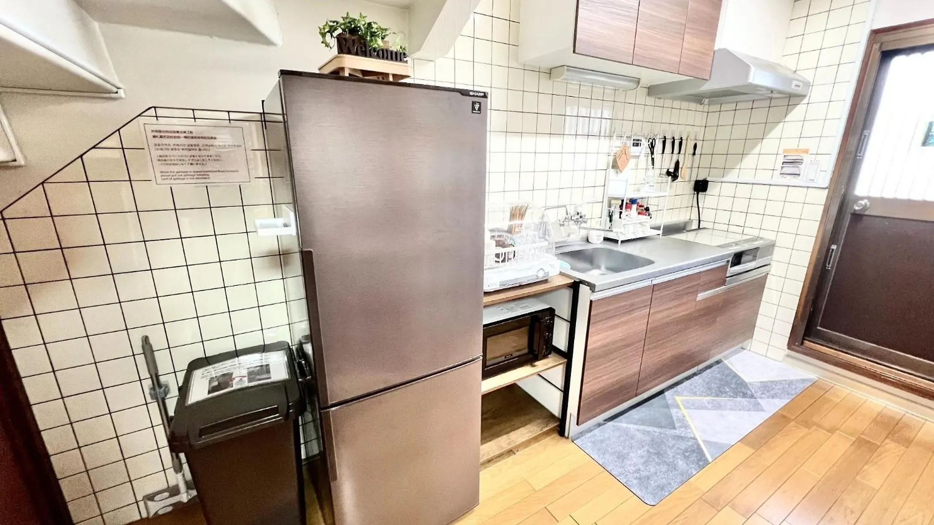 Guesthouse Reina Tsuruhashi Station - Vacation Stay 15421 Ósaka