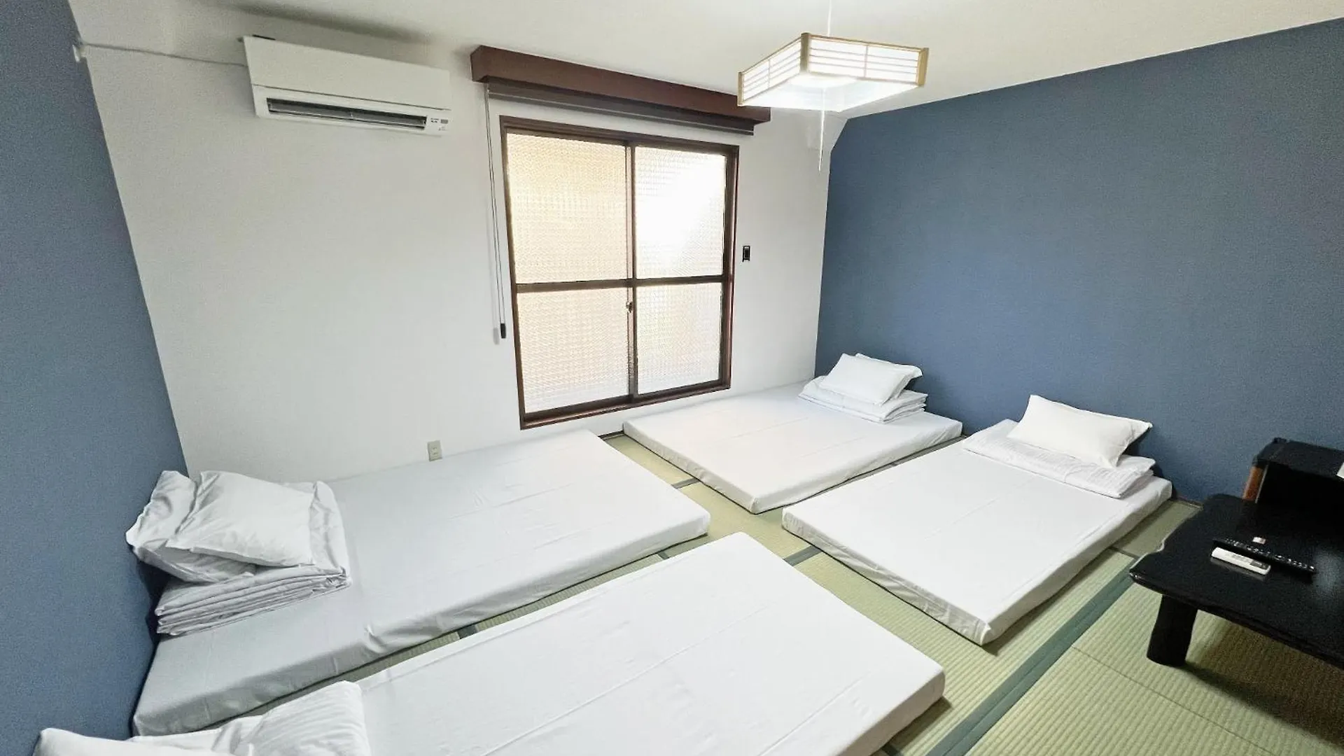 Guesthouse Reina Tsuruhashi Station - Vacation Stay 15421 Ósaka 0*,