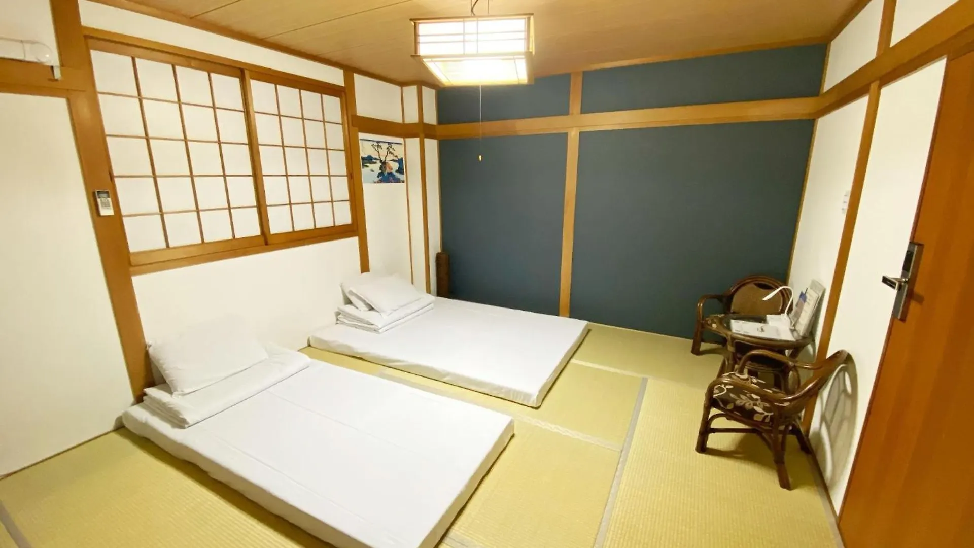 Guesthouse Reina Tsuruhashi Station - Vacation Stay 15421 Osaka 0*,